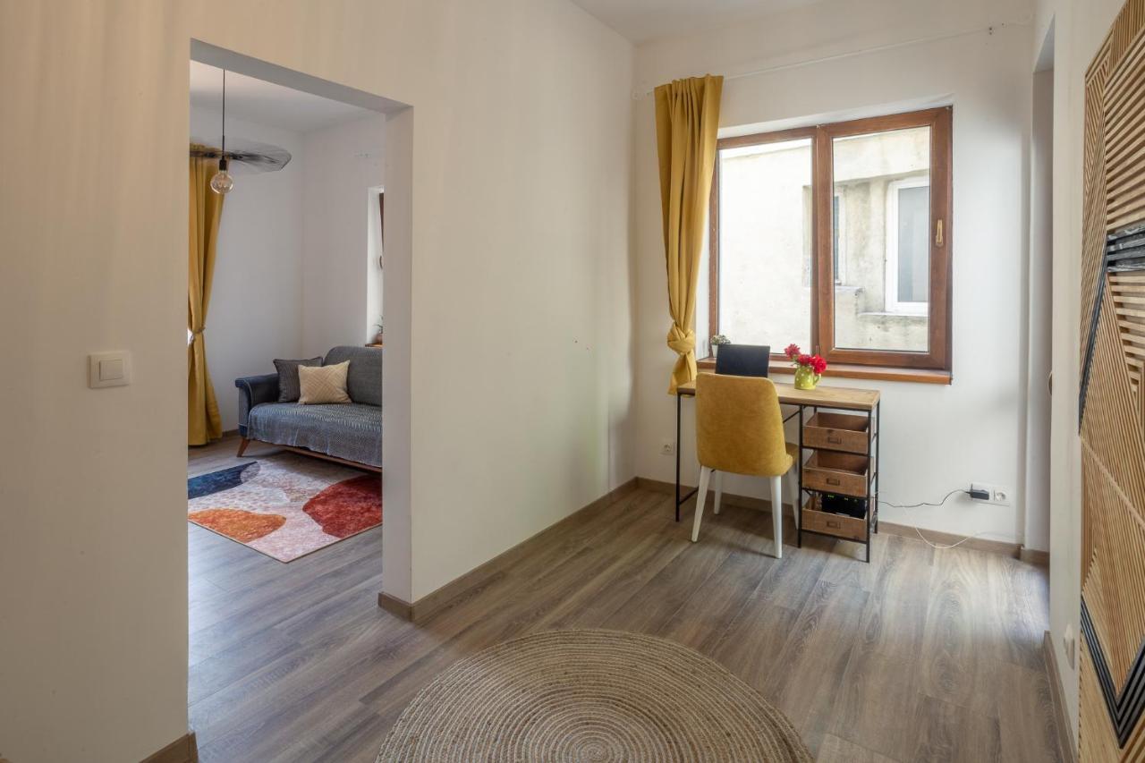 Linden House - A Lovely Apartment In Central Varna Exteriér fotografie